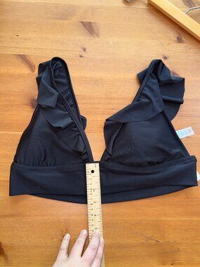 AERIE Discontinued Flutter Shoulder Bikini Top